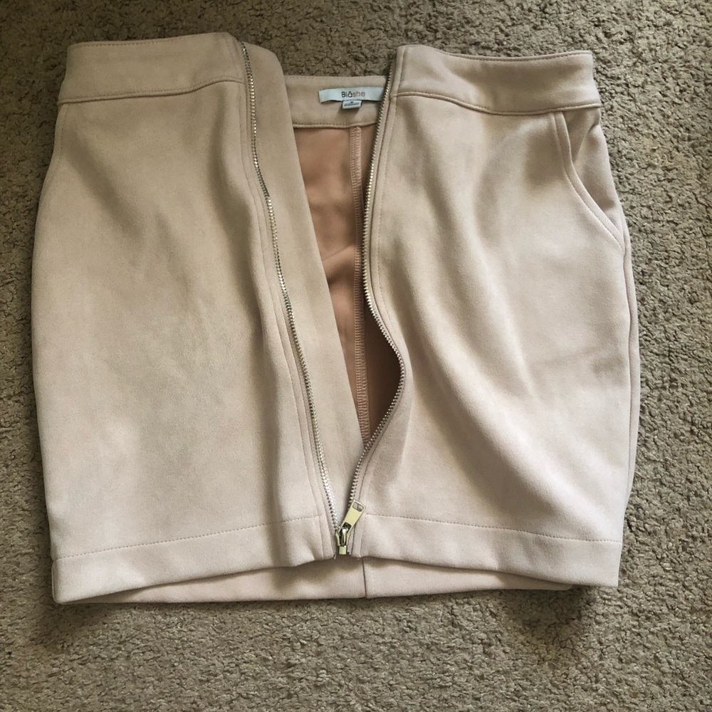 Suede Zip Up Skirt - Picture 3 of 6